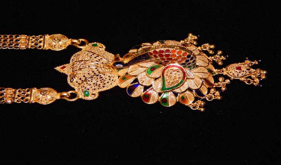 Best designer collection of gold mangalsutra jewellery in Bhiwandi, Thane and Mumbai