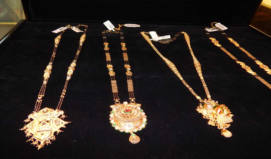 Best designer collection of gold mangalsutra jewellery in Bhiwandi, Thane and Mumbai